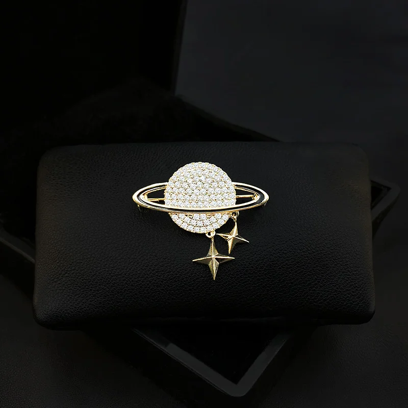 

Universe Series Luxury Planet Brooch for Women Men Suit Accessories Cute Neckline Pin Fixed Clothes Decorative Corsage Jewelry