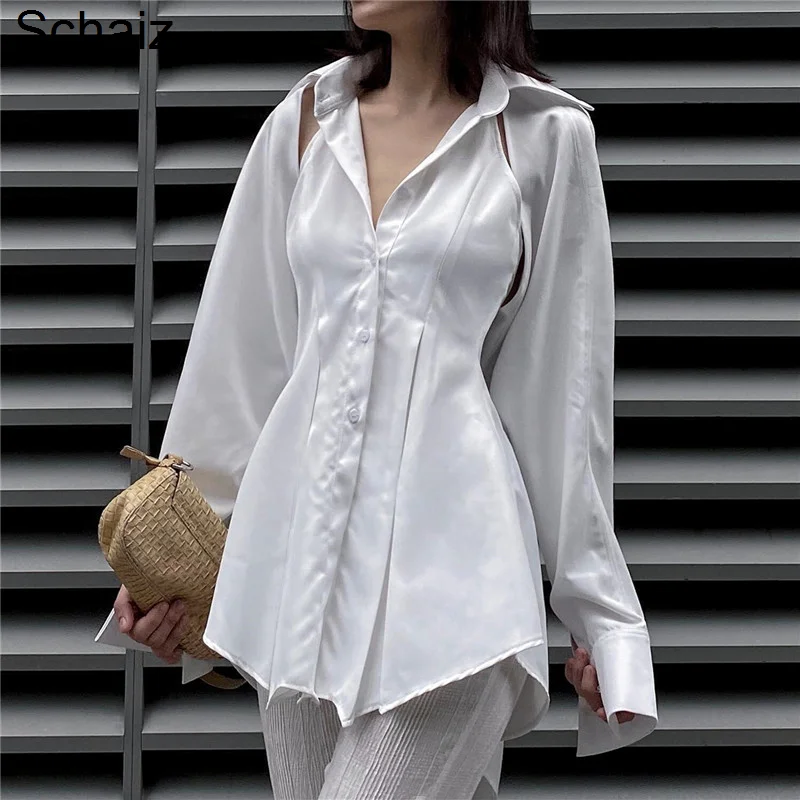 Basic Shirt Polo Collar High Back Strap Hollow Heart Machine Button Cardigan Irregular Temperament Shirt Women's Autumn
Basic Shirt Polo Collar High Back Strap Hollow Heart Machine Button Cardigan Irregular Temperament Shirt Women's Autumn