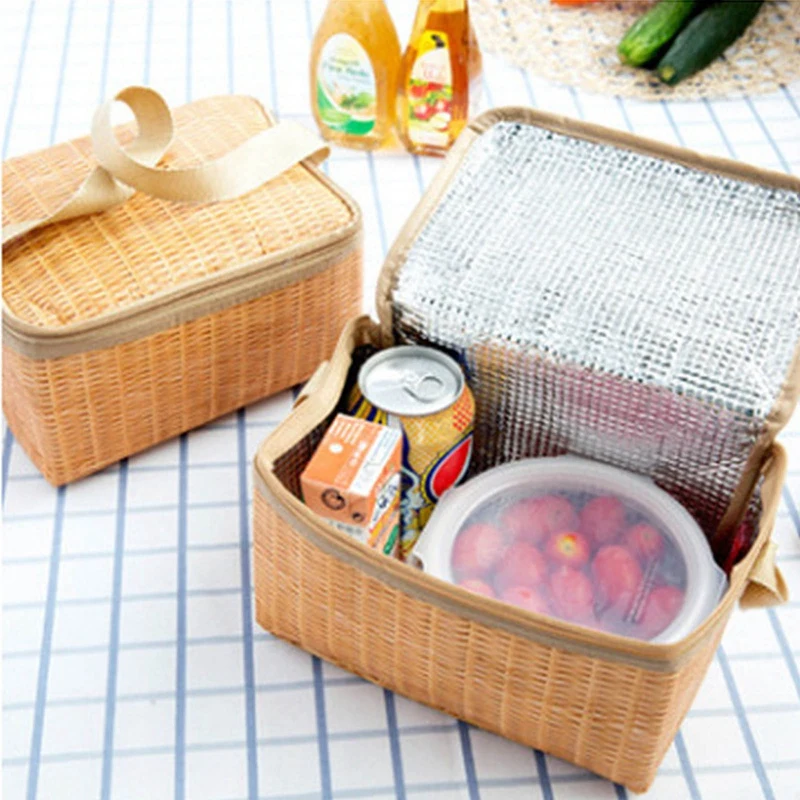 Portable Wicker Rattan Outdoor Picnic Bag Waterproof Tableware Insulated Thermal Cooler Food Container Basket for Camping Picnic
Portable Wicker Rattan Outdoor Picnic Bag Waterproof Tableware Insulated Thermal Cooler Food Container Basket for Camping Picnic