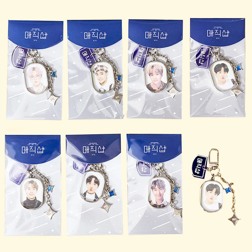 Подвески Bts Kawaii Idol фото аниме Rm Jin Suga Jimin V Jung Kook Kpop фото Periophery милые сумки украшения Поклонники подарки
Подвески Bts Kawaii Idol фото аниме Rm Jin Suga Jimin V Jung Kook Kpop фото Periophery милые сумки украшения Поклонники подарки