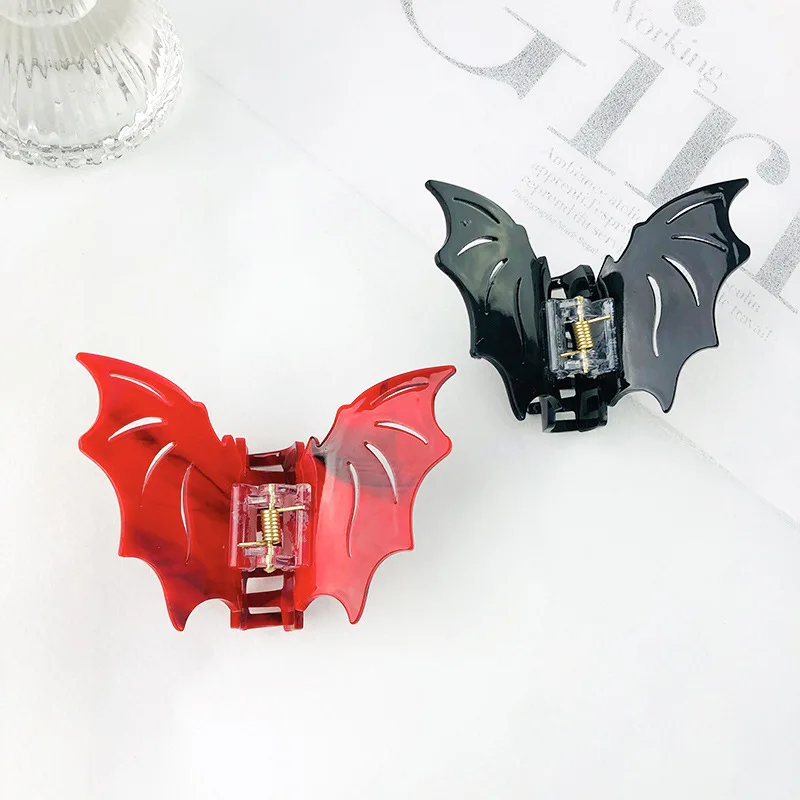 2023 New Bat Wing Hair Claw Clip Korean Cool Cute Hairpin Halloween Gifts Holiday Dress Up Hair Accessories for Women Headdress
2023 New Bat Wing Hair Claw Clip Korean Cool Cute Hairpin Halloween Gifts Holiday Dress Up Hair Accessories for Women Headdress
