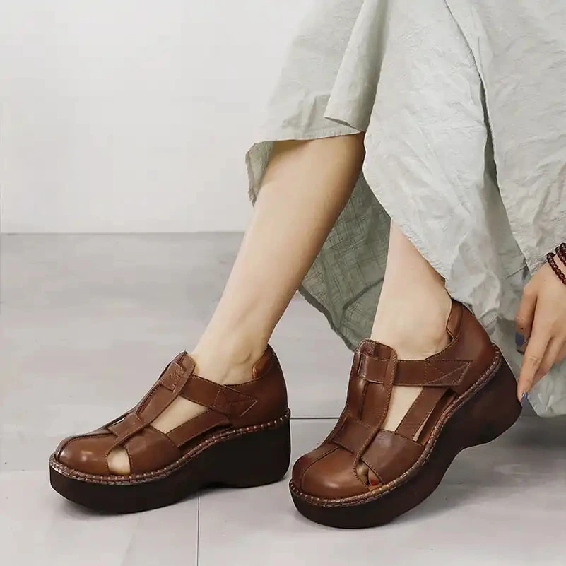 2022 Summer New Retro Platform Wedge Big Toe Pumps Velcro Hollow-out Soft Leather Handmade Sandals for Moms
2022 Summer New Retro Platform Wedge Big Toe Pumps Velcro Hollow-out Soft Leather Handmade Sandals for Moms