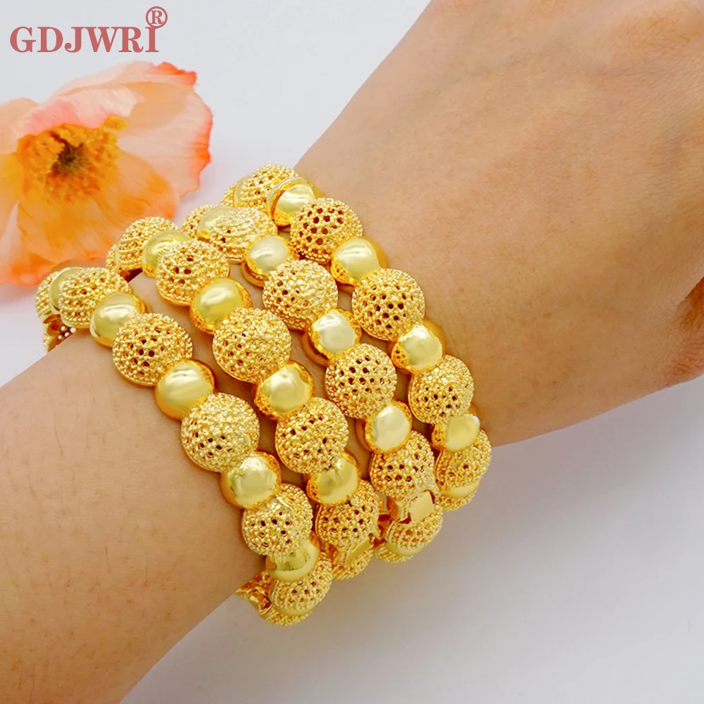 4pcs/Set Dubai Gold Color Wedding Bangles For Women Saudi Arab Ethiopian Bracelet&Bangles Jewelry Party Gifts
4pcs/Set Dubai Gold Color Wedding Bangles For Women Saudi Arab Ethiopian Bracelet&Bangles Jewelry Party Gifts