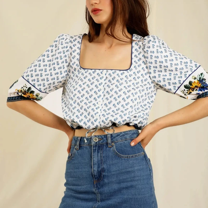 2022 Summer New Ethnic Style Floral Square Collar Shirt Top Women's Retro Commuter Lace-up Half-sleeve Single-breasted Shirt
2022 Summer New Ethnic Style Floral Square Collar Shirt Top Women's Retro Commuter Lace-up Half-sleeve Single-breasted Shirt