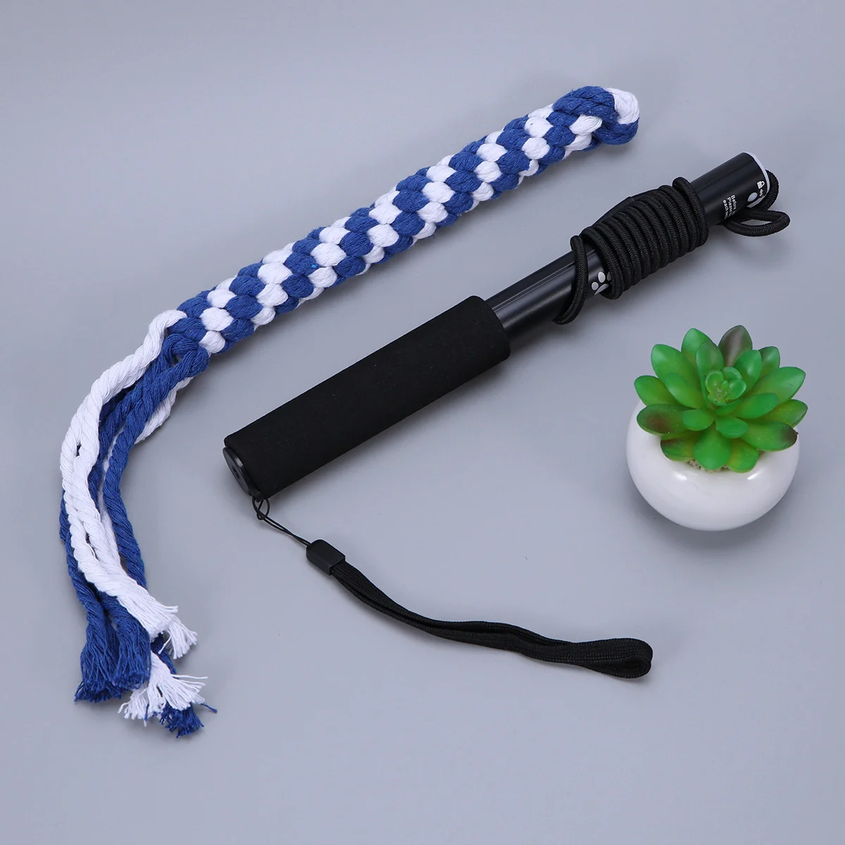 Interactive Tug, Extendable Teaser Wand Outdoor Playing for Pulling, Chasing, Chewing, Teasing, Training
Interactive Tug, Extendable Teaser Wand Outdoor Playing for Pulling, Chasing, Chewing, Teasing, Training