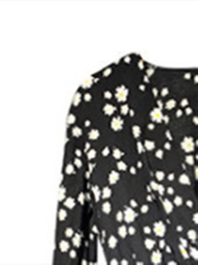 Женское платье с длинным рукавом, V-образным вырезом и поясом на резинке
Женское платье с длинным рукавом, V-образным вырезом и поясом на резинке