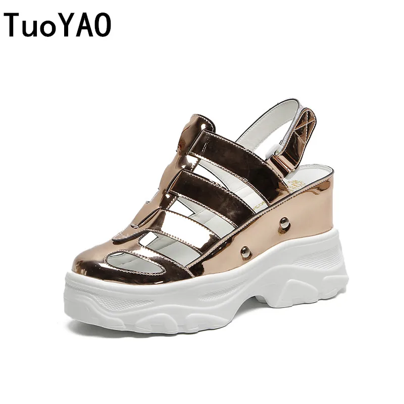 Summer Women Sandals Silver Wedge Heels Sneakers Silver Round Toe High Heels Platform White Flip-Flops Thick Bottom Sandals New
Summer Women Sandals Silver Wedge Heels Sneakers Silver Round Toe High Heels Platform White Flip-Flops Thick Bottom Sandals New