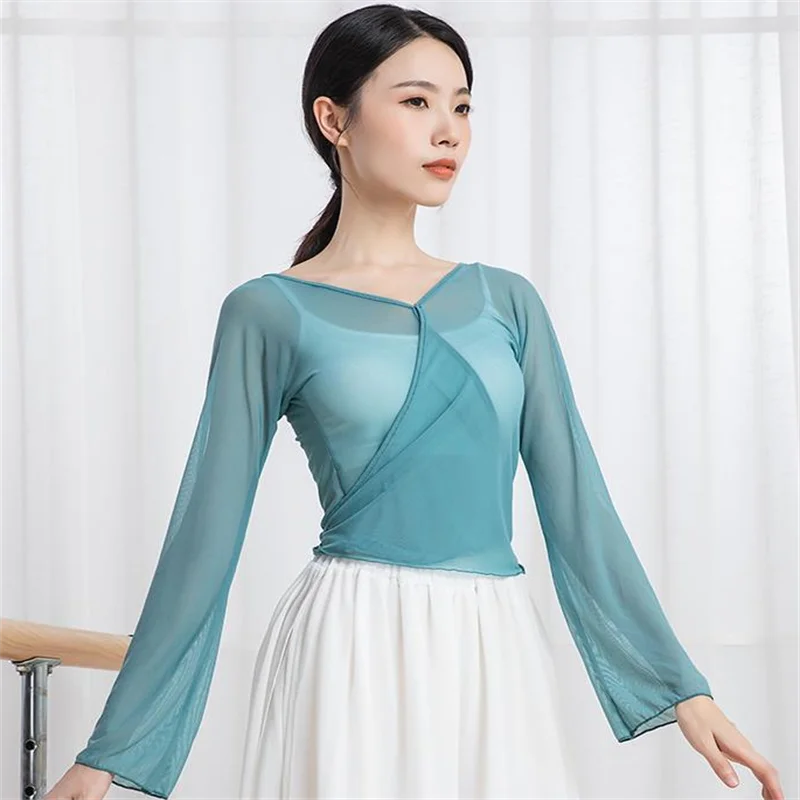 Newly Fashionable Adult Women Latin Dance Costumes Translucent V-neck Gauzy Blouse Bell-bottomed Sleeve Dance Practice Top
Newly Fashionable Adult Women Latin Dance Costumes Translucent V-neck Gauzy Blouse Bell-bottomed Sleeve Dance Practice Top