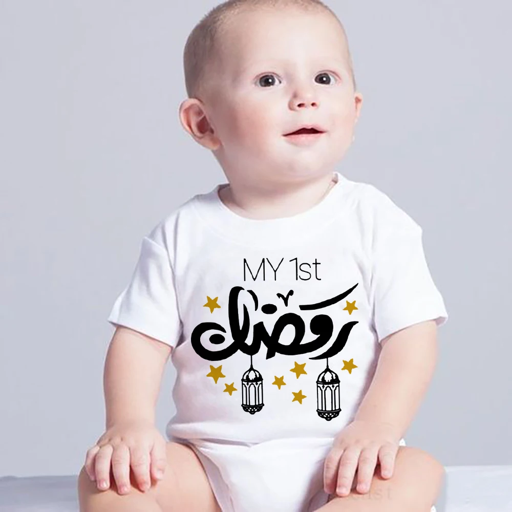 Newborn Baby Bodysuit My First Eid Moon Printed Newborn Baby Boy Girls Summer Short Sleeve Outfit Clothes Festival Ramadan Gift
Newborn Baby Bodysuit My First Eid Moon Printed Newborn Baby Boy Girls Summer Short Sleeve Outfit Clothes Festival Ramadan Gift