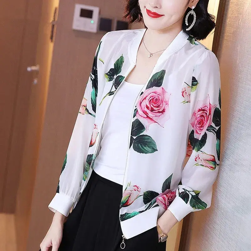 Women 2022 Summer Fashion Plus Size Print Coats Female Thin Long Sleeve Loose Clothing Ladies Bomber Zipper Sunscreen Jacket Y43
Women 2022 Summer Fashion Plus Size Print Coats Female Thin Long Sleeve Loose Clothing Ladies Bomber Zipper Sunscreen Jacket Y43