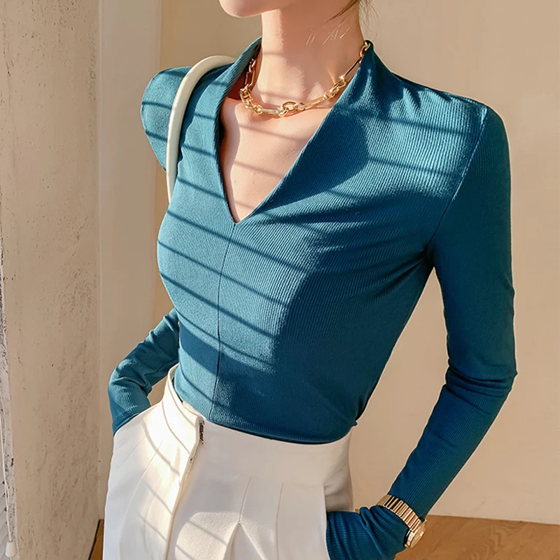 Cotton bottomed shirt women's spring and autumn wear foreign style long sleeved T-shirt 2022 new versatile slim V-neck top
Cotton bottomed shirt women's spring and autumn wear foreign style long sleeved T-shirt 2022 new versatile slim V-neck top
