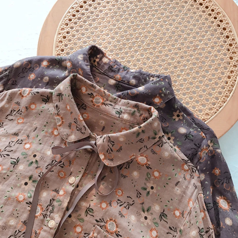 Early Spring Retro Sweet Floral Printed Lace-up Shirt Women Loose Cotton Long Sleeved Female Vintage Blouses Tops U336
Early Spring Retro Sweet Floral Printed Lace-up Shirt Women Loose Cotton Long Sleeved Female Vintage Blouses Tops U336
