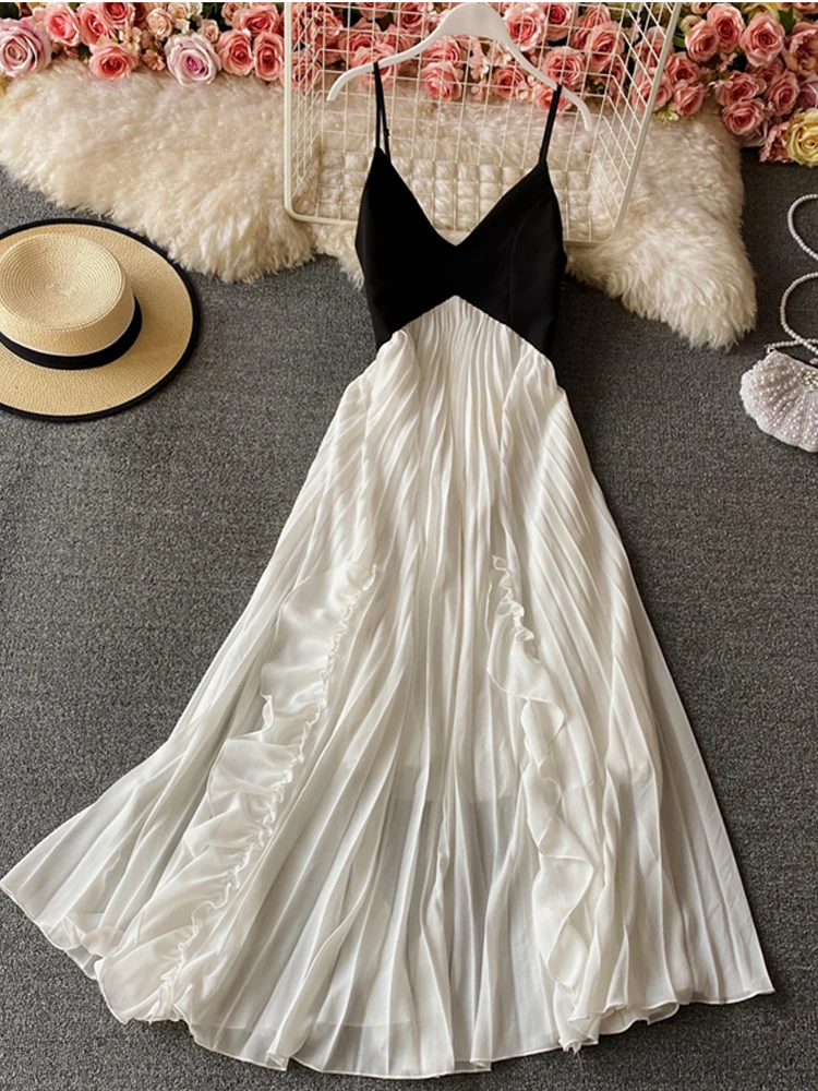 FMFSSOM Summer New Women Fashion Casual Spaghetti Strap Backstess Pleated Dress Sexy Sleeveless Patchwork High Waist Dresses
FMFSSOM Summer New Women Fashion Casual Spaghetti Strap Backstess Pleated Dress Sexy Sleeveless Patchwork High Waist Dresses