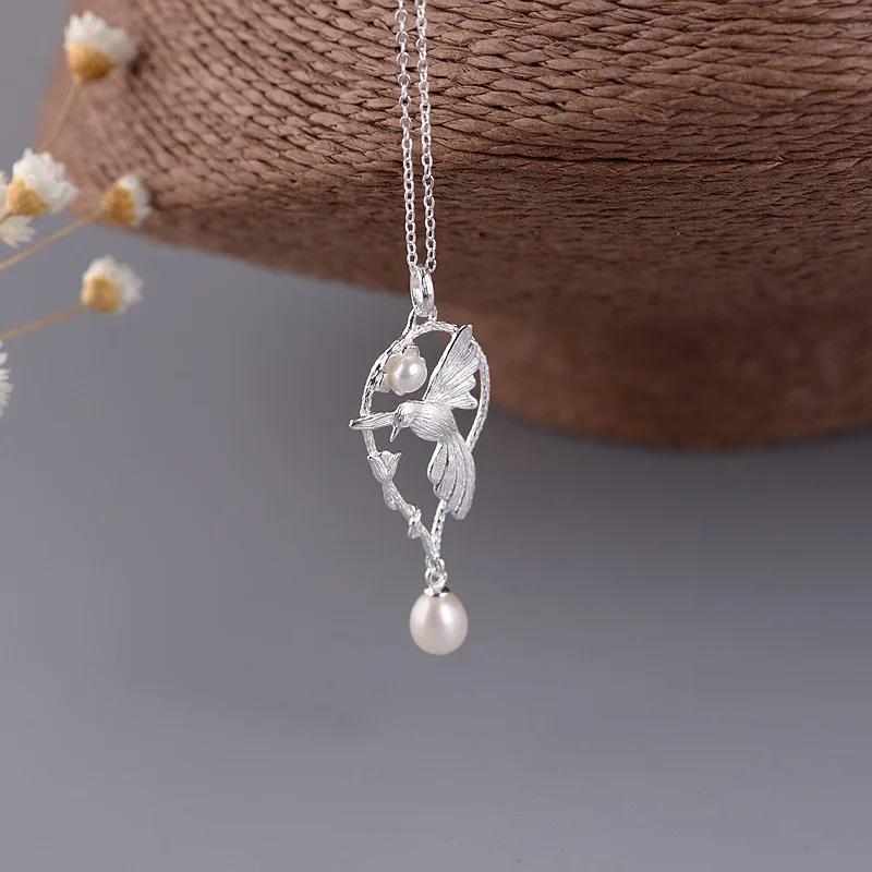 Real 925 Sterling Silver Freshwater Pearl Necklace for Women Ethnic Vine Flower Bird Pendants Necklaces Chains Jewelry XL001
Real 925 Sterling Silver Freshwater Pearl Necklace for Women Ethnic Vine Flower Bird Pendants Necklaces Chains Jewelry XL001