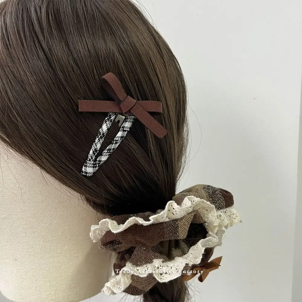 Maillard Style Hairpin Korean Autumn Winter New Vintage Plaid Bow Exquisite Heart Rhinestone Side Clip Hair Clip Girl BB Clip
Maillard Style Hairpin Korean Autumn Winter New Vintage Plaid Bow Exquisite Heart Rhinestone Side Clip Hair Clip Girl BB Clip