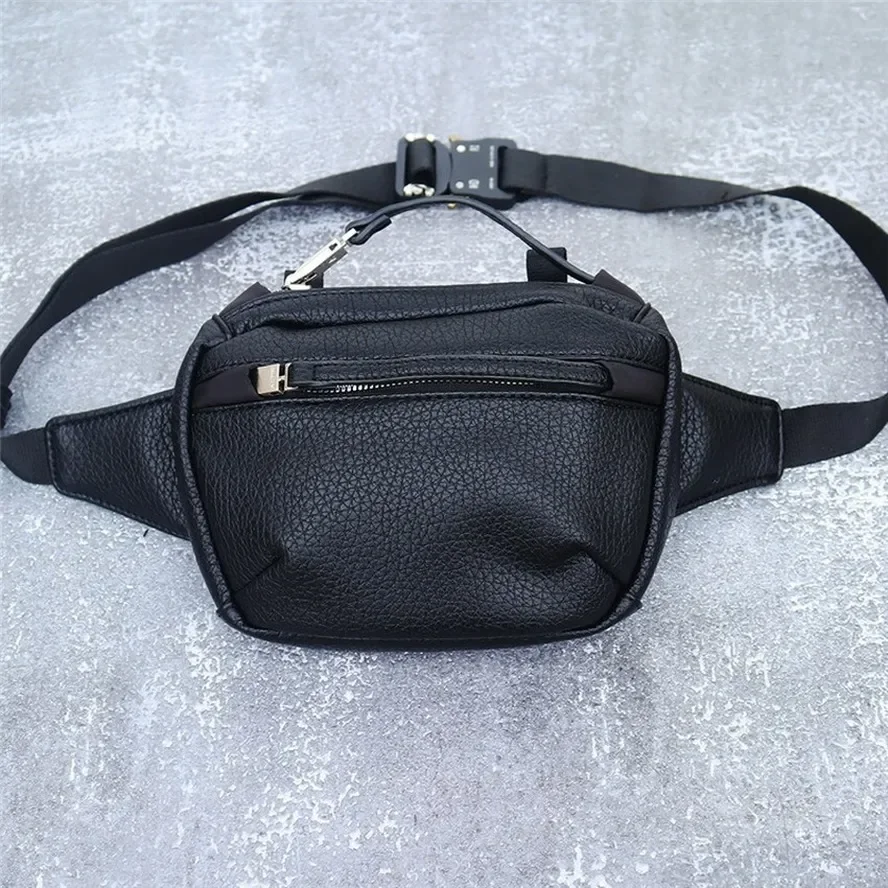 Harajuku 1017 9SM Bags Men Women Classic Leather Metal Zipper Bag Black Buckle Backpacks 1:1High Quality Nylon Drawcord Bag Y2K
Harajuku 1017 9SM Bags Men Women Classic Leather Metal Zipper Bag Black Buckle Backpacks 1:1High Quality Nylon Drawcord Bag Y2K
