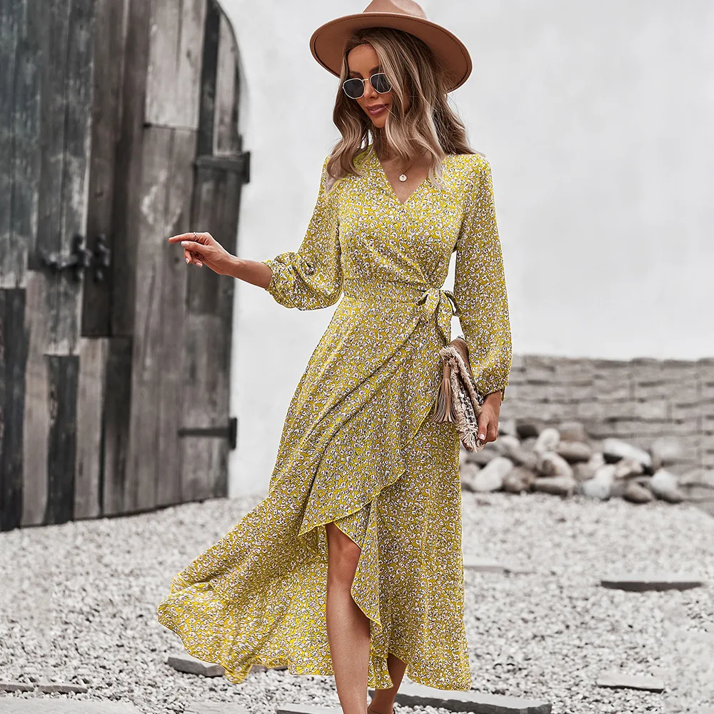 Floral dress, chest-wrapped strap, big swing skirt, leisure and holiday long dresses for women beach dress
Floral dress, chest-wrapped strap, big swing skirt, leisure and holiday long dresses for women beach dress