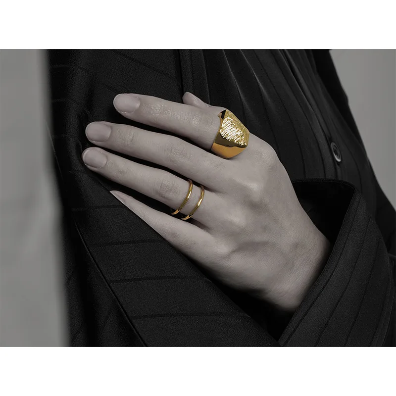 Brass With 18K Gold Geo Stackble Ring Women Jewelry Designer T Show Club Cocktail Party Rare Hiphop Trendy Stunning Japan Korean 
Brass With 18K Gold Geo Stackble Ring Women Jewelry Designer T Show Club Cocktail Party Rare Hiphop Trendy Stunning Japan Korean