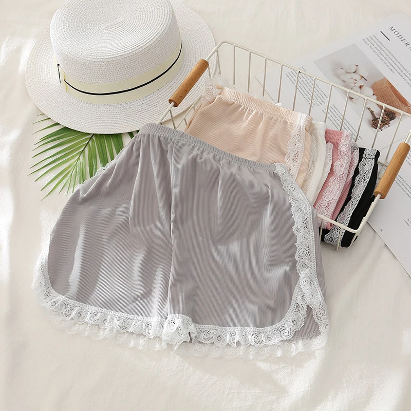 Women's Summer Lace Shorts Sexy Female Safety Brief High Waist Pajamas Nightwear Boxer Briefs High-waisted Trunks
Women's Summer Lace Shorts Sexy Female Safety Brief High Waist Pajamas Nightwear Boxer Briefs High-waisted Trunks