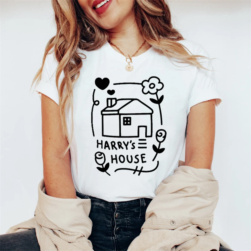 Harry House Funny print t-shirt ladies summer Harajuku women t shirt aesthetic top casual camiseta mujer t shirt Streetwear
Harry House Funny print t-shirt ladies summer Harajuku women t shirt aesthetic top casual camiseta mujer t shirt Streetwear