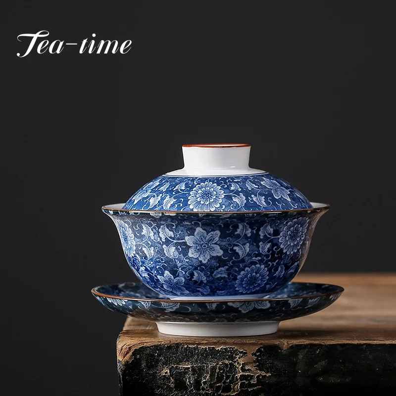 190ml Large Ceramic Gaiwan Kung Fu Tea Set Tea Cup Creative Blue and White Tea Bowl White Porcelain Three Talents Tea Tureen 
190ml Large Ceramic Gaiwan Kung Fu Tea Set Tea Cup Creative Blue and White Tea Bowl White Porcelain Three Talents Tea Tureen