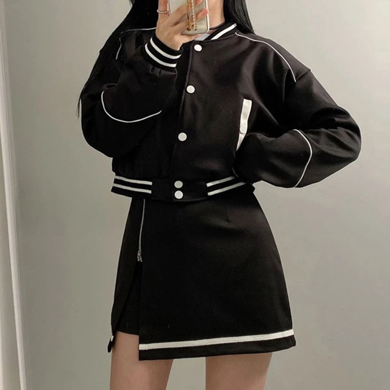 Spring autumn Fashion loose contrast color striped Long Sleeve Women Casual twin sets Short knitted Jackets & a-line skirts
Spring autumn Fashion loose contrast color striped Long Sleeve Women Casual twin sets Short knitted Jackets & a-line skirts