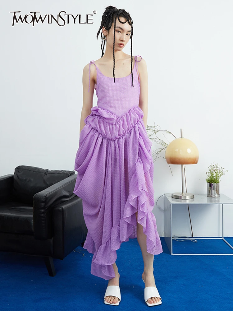 TWOTWINSTYLE Solid Pullover Dresses For Women Round Neck Sleeveless Spaghetti Strap High Waist Asymmetrical Dress Female 2023
TWOTWINSTYLE Solid Pullover Dresses For Women Round Neck Sleeveless Spaghetti Strap High Waist Asymmetrical Dress Female 2023