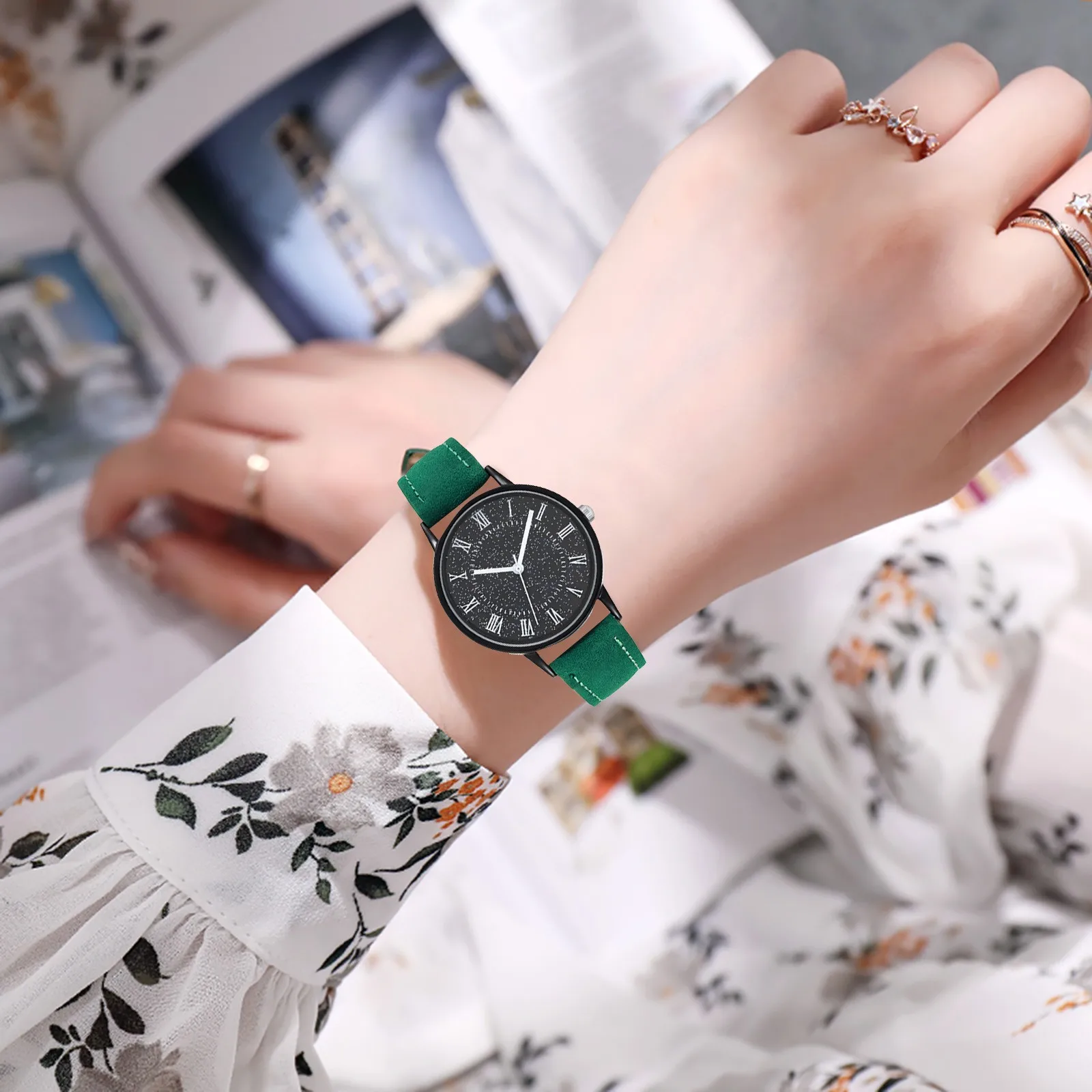 Women'S Watch Quartz Dial Star Sky Watch Frosted Leather Strap Ladies Girl Female Quartz Wristwatches Montre Femme Reloj Mujer
Women'S Watch Quartz Dial Star Sky Watch Frosted Leather Strap Ladies Girl Female Quartz Wristwatches Montre Femme Reloj Mujer
