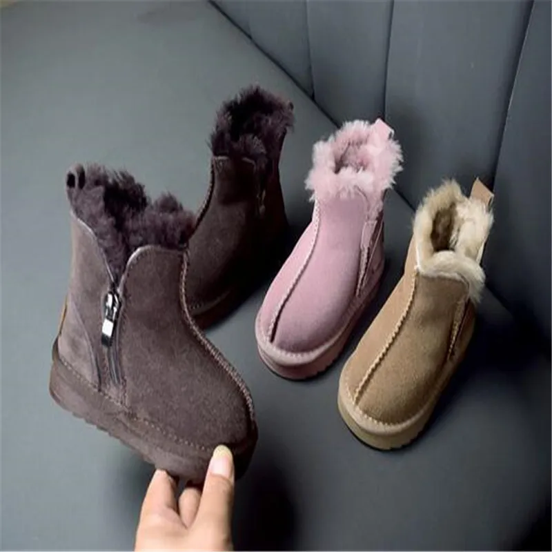 New Winter Children Snow Boots Genuine Leather Girls Boots Warm Plush Boy Shoes Fashion Kids Boots Baby Toddler Shoes 
New Winter Children Snow Boots Genuine Leather Girls Boots Warm Plush Boy Shoes Fashion Kids Boots Baby Toddler Shoes