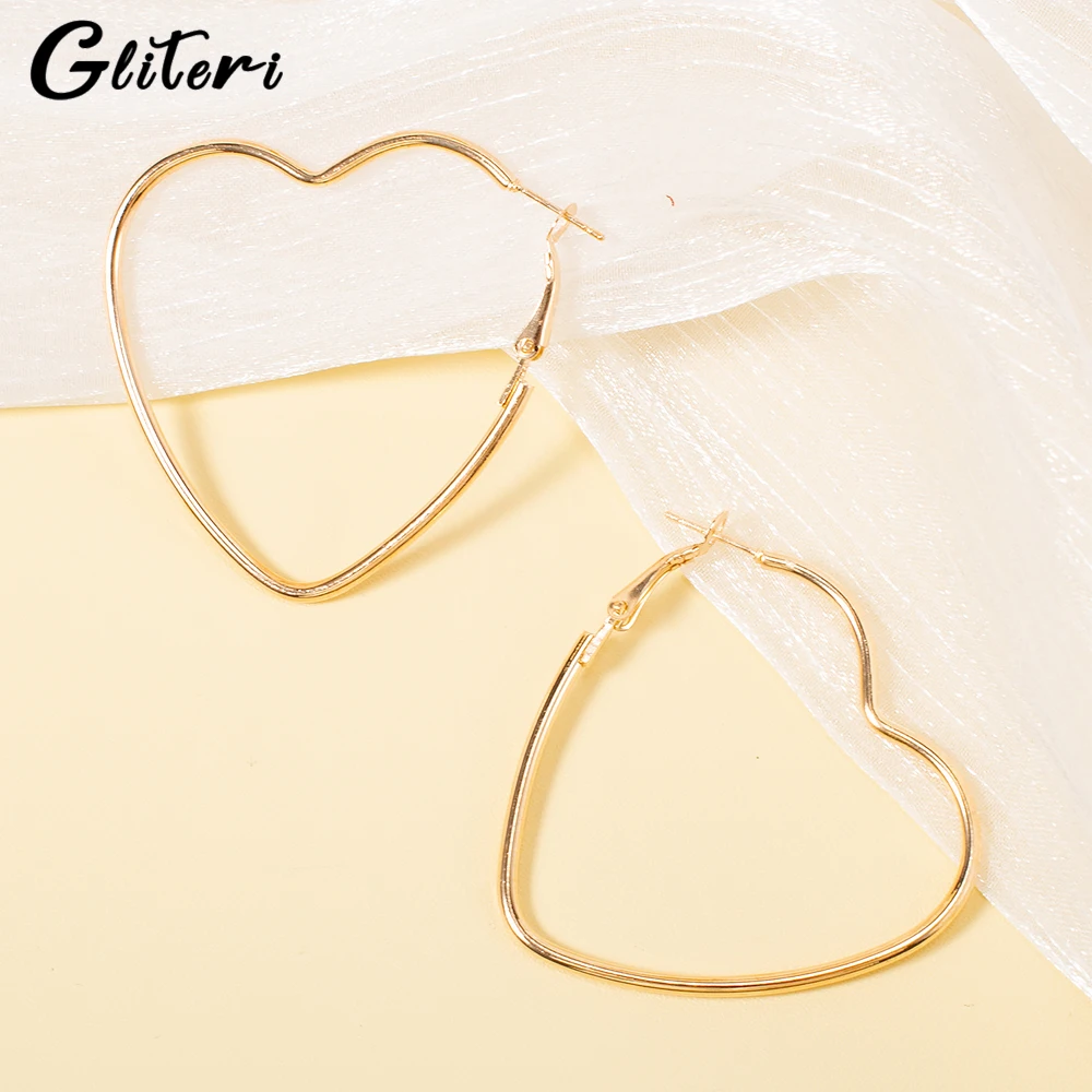 GEITERI Exaggerated Big Heart Hoop Earrings For Women Girls Gold Color Hollow Love Stud Earring Trendy Jewelry Party Gifts 2023
GEITERI Exaggerated Big Heart Hoop Earrings For Women Girls Gold Color Hollow Love Stud Earring Trendy Jewelry Party Gifts 2023
