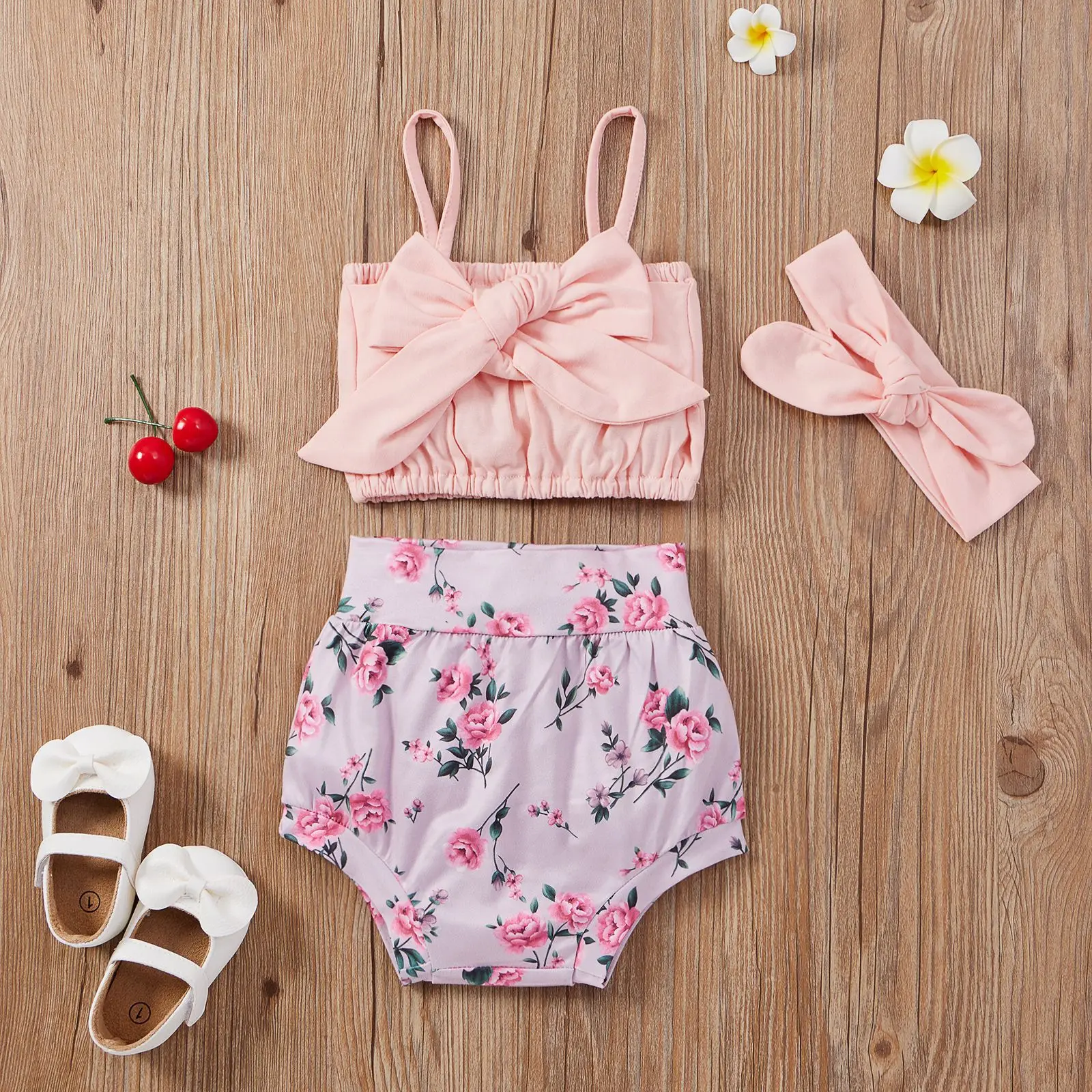 Baby Twin Clothes Infant Girl Clothing Sets Toddler Solid Headband + Suspender Top + Floral Shorts 3pcs Set Children Outfits
Baby Twin Clothes Infant Girl Clothing Sets Toddler Solid Headband + Suspender Top + Floral Shorts 3pcs Set Children Outfits