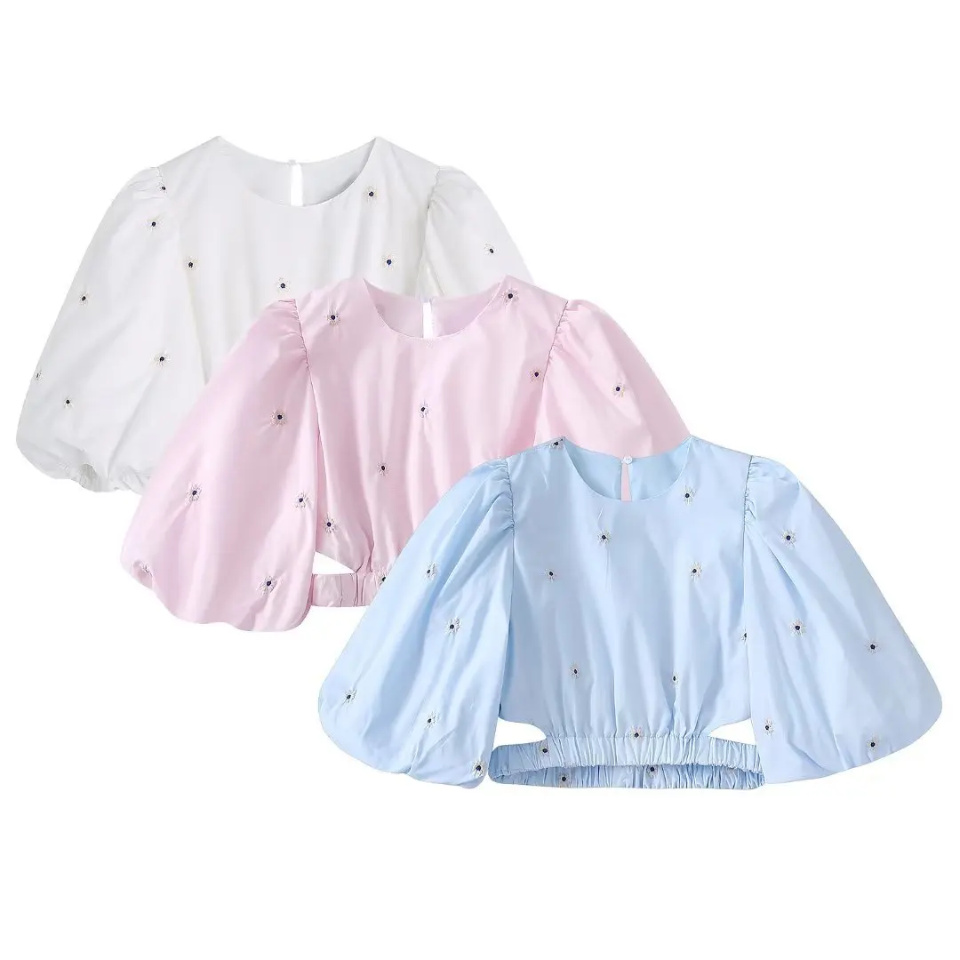 2022 Women Fashion Floral Embroidery Crop Poplin Blouses Vintage Puff Sleeves Elastic Hem Female Shirts Blusas Chic Tops
2022 Women Fashion Floral Embroidery Crop Poplin Blouses Vintage Puff Sleeves Elastic Hem Female Shirts Blusas Chic Tops