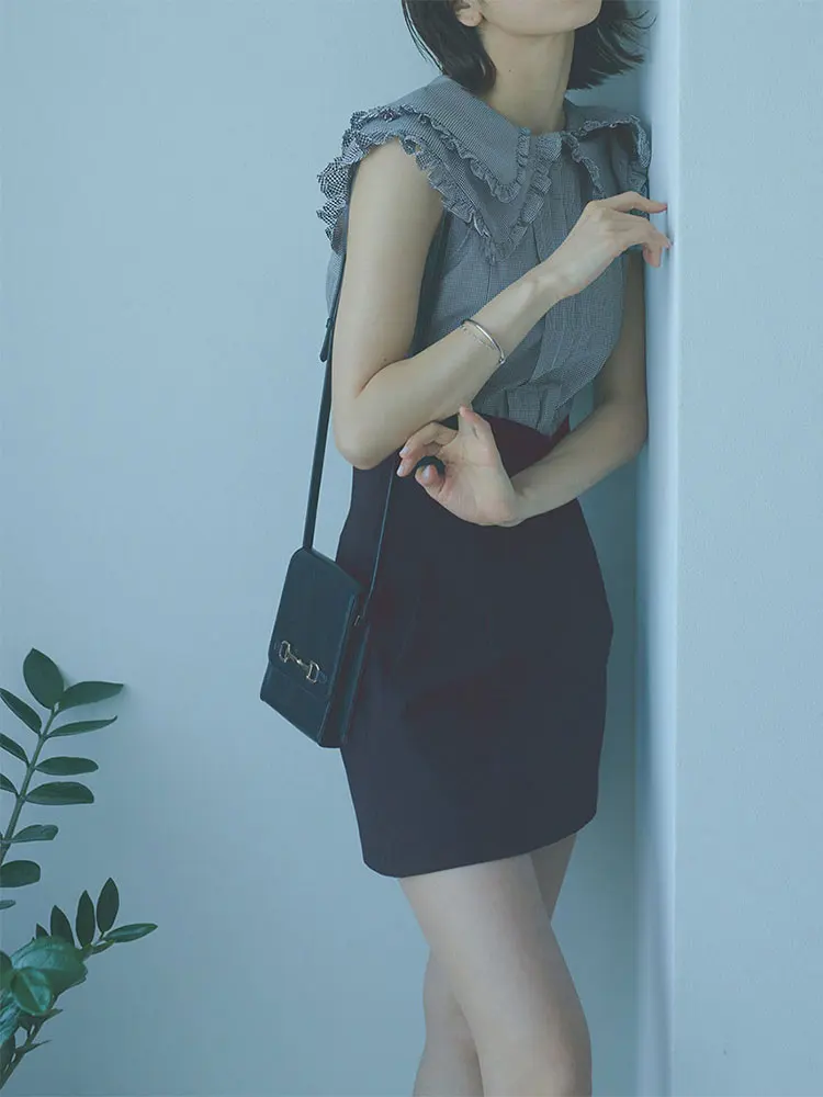 2022 New Solid Slim Folds Sexy Mini Skirts Summer Womens Fashion Temperament Japan Style OL Business Attire
2022 New Solid Slim Folds Sexy Mini Skirts Summer Womens Fashion Temperament Japan Style OL Business Attire