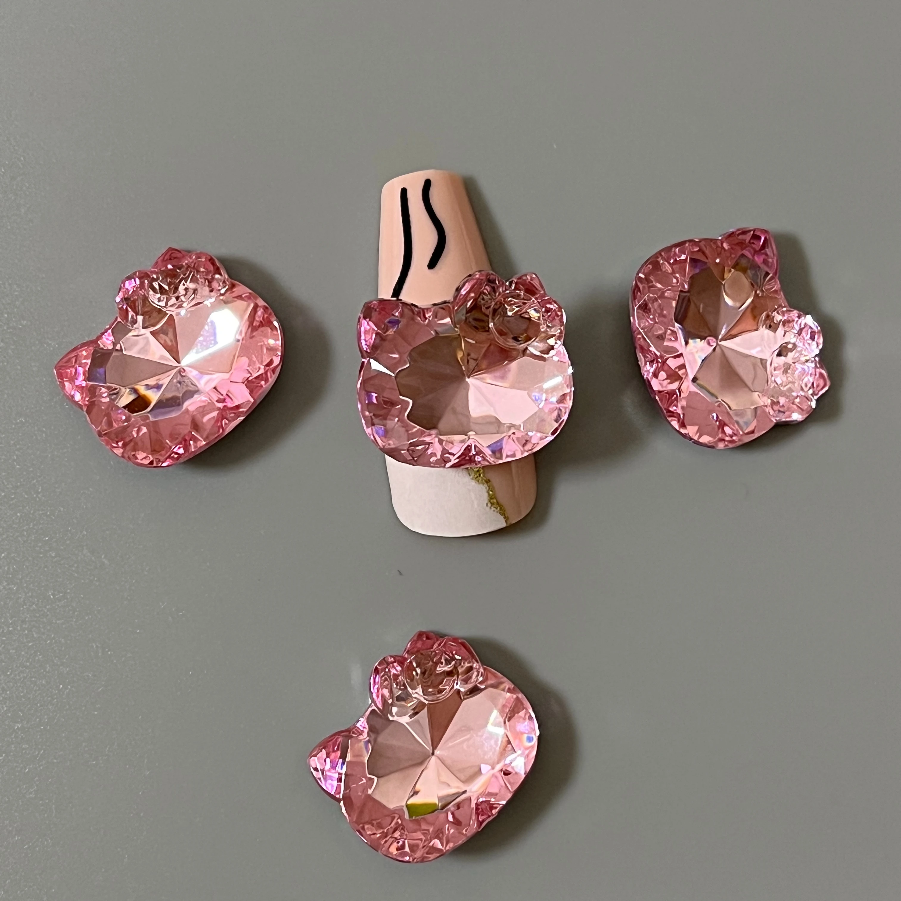 10PCS Kawaii 3D Nail Art Pink Kitty Cat Charms Jewelry Crystal Rhinestones Gem Big Decoration Luxury Manicure Accessories Parts
10PCS Kawaii 3D Nail Art Pink Kitty Cat Charms Jewelry Crystal Rhinestones Gem Big Decoration Luxury Manicure Accessories Parts