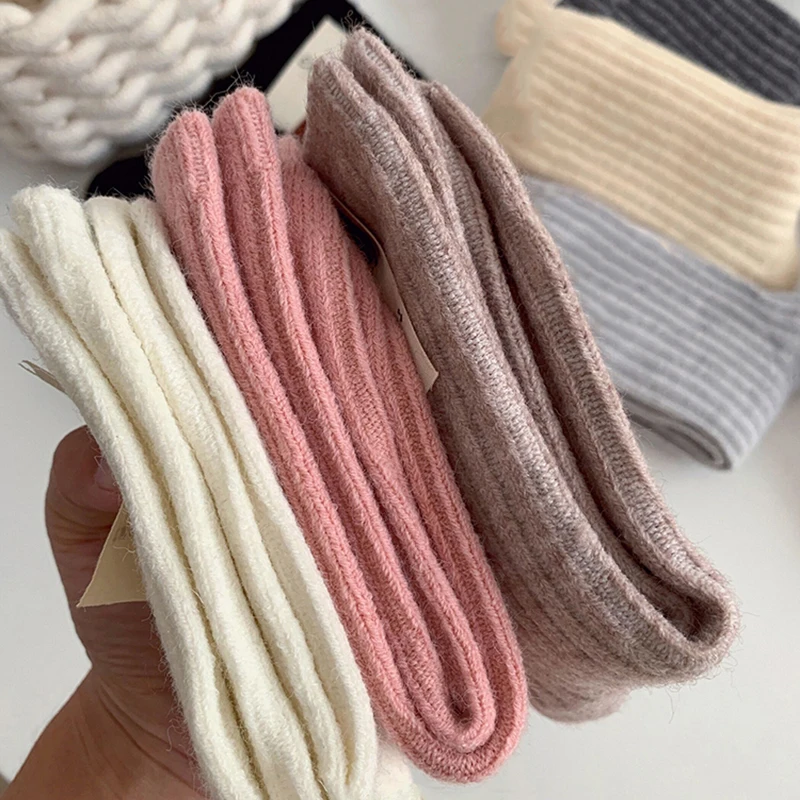 7 Colors Retro Cotton Socks Trend Elegant Women Warm Knite Candy Soft Comfortable Student Korean Style Trend Elegant Stockings
7 Colors Retro Cotton Socks Trend Elegant Women Warm Knite Candy Soft Comfortable Student Korean Style Trend Elegant Stockings