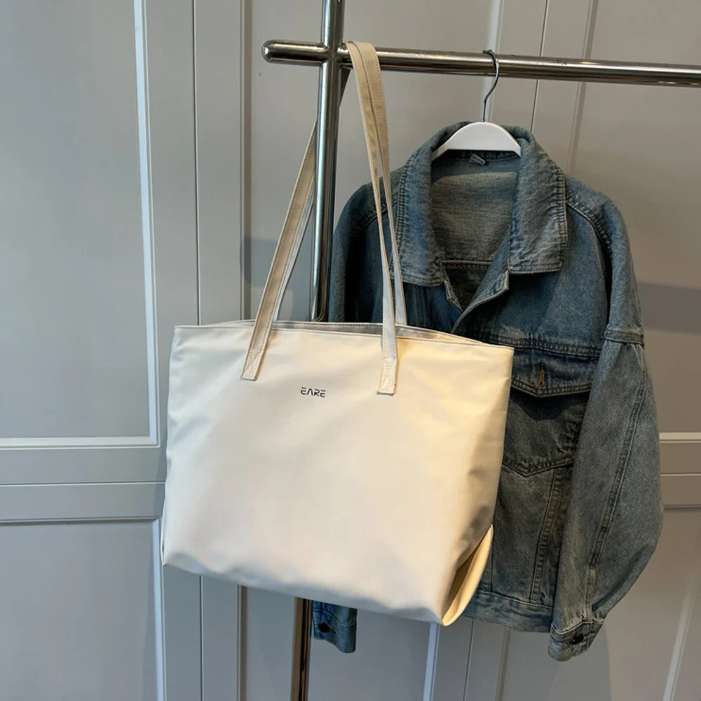 Women's High Capacity 2023 New Arrivals Summer Waterproof One Shoulder Canvas Bag Commuting to Work Handheld Big Bag Fashion
Women's High Capacity 2023 New Arrivals Summer Waterproof One Shoulder Canvas Bag Commuting to Work Handheld Big Bag Fashion