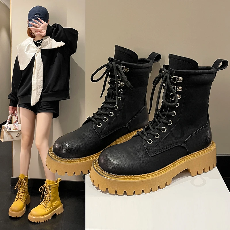 New Platform Martin Boots Woman Leather Ankle Boots Female Winter 2022 Lace Up Boots Square Heel Shoes Martin Boots Large Size
New Platform Martin Boots Woman Leather Ankle Boots Female Winter 2022 Lace Up Boots Square Heel Shoes Martin Boots Large Size