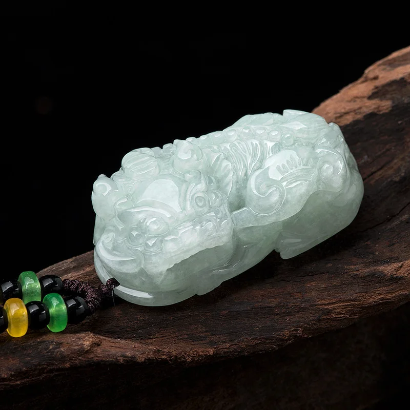 

Hot Selling Natural Hand-carve Jade Ice Species Pixiu Necklace Pendant Fashion Jewelry Men Women Luck Gifts Amulet