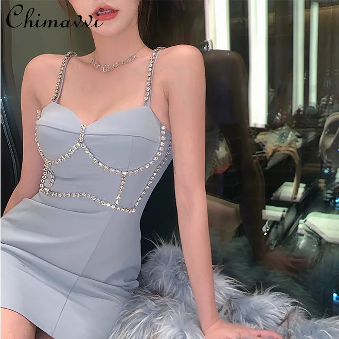 Summer 2022 New Sexy Backless Spaghetti Straps Tight Dress Ladies Fashion Diamond Inlaid Short Hip Dress for Women
Summer 2022 New Sexy Backless Spaghetti Straps Tight Dress Ladies Fashion Diamond Inlaid Short Hip Dress for Women