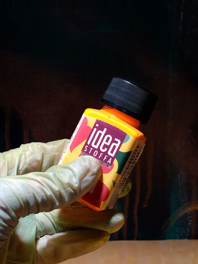 High quality 60ml Fabric Dyes acrylic paint Textile Dyeing DIY clothes fiber fabric coloring For Old Clothes Refurbishment
High quality 60ml Fabric Dyes acrylic paint Textile Dyeing DIY clothes fiber fabric coloring For Old Clothes Refurbishment