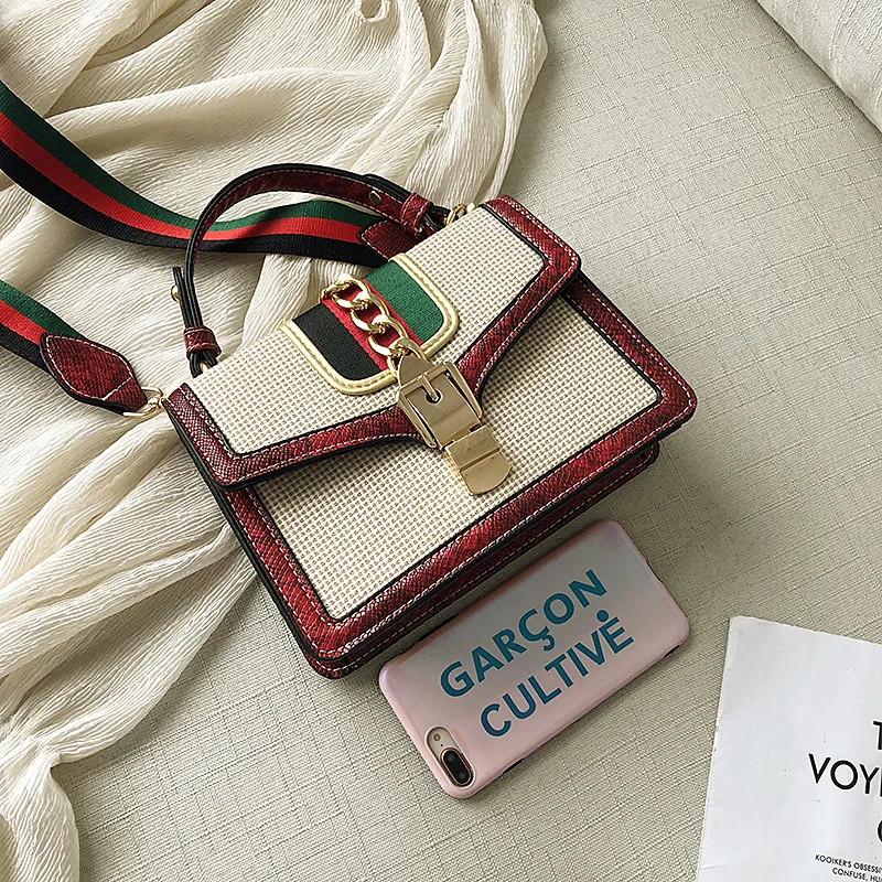 New Small Crocodile Print Flap Bags for Women 2021 Leather Mini Handbag Ladies Shoulder Bag Lady Messenger Crossbody Hand Bag
New Small Crocodile Print Flap Bags for Women 2021 Leather Mini Handbag Ladies Shoulder Bag Lady Messenger Crossbody Hand Bag