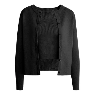 A Ladies fashionable multicolor knitted cardigan jacket and vest two-piece new thin style women's jacket
A Ladies fashionable multicolor knitted cardigan jacket and vest two-piece new thin style women's jacket