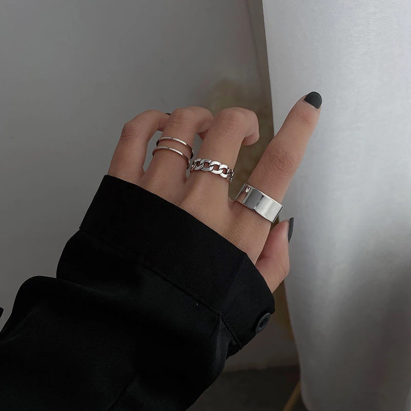 Fashion HipHop Punk Wide Rings For Women Girls Fashion Geometric Ring Set Silver Color Fingers Party Female Jewelry 2022
Fashion HipHop Punk Wide Rings For Women Girls Fashion Geometric Ring Set Silver Color Fingers Party Female Jewelry 2022