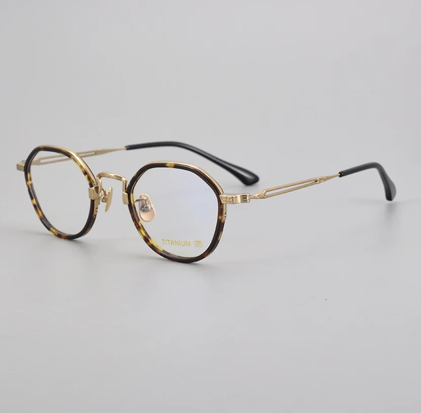 Ультралегкие оптические очки для мужчин и женщин, Аксессуары для коррекции дальнозоркости, из чистого титана и ацетата, с защитой от царапин
Ультралегкие оптические очки для мужчин и женщин, Аксессуары для коррекции дальнозоркости, из чистого титана и ацетата, с защитой от царапин