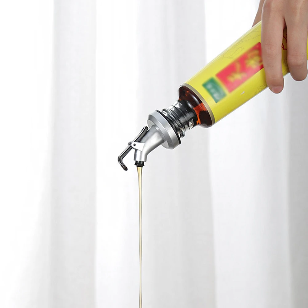 1PCS Oil Bottle Stopper Lock Plug Seal Leak-proof Food Grade Rubber Nozzle Sprayer Liquor Dispenser Wine Pourer Kitchen Tools
1PCS Oil Bottle Stopper Lock Plug Seal Leak-proof Food Grade Rubber Nozzle Sprayer Liquor Dispenser Wine Pourer Kitchen Tools