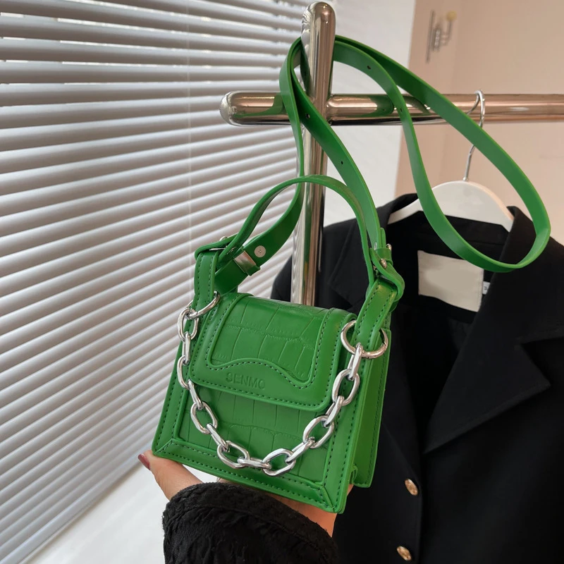Mini Thick Chain Design Crossbody Bags For Women 2022 Crocodile Letter Print Small Square Messenger Bags Lady Fashion Hangbags
Mini Thick Chain Design Crossbody Bags For Women 2022 Crocodile Letter Print Small Square Messenger Bags Lady Fashion Hangbags