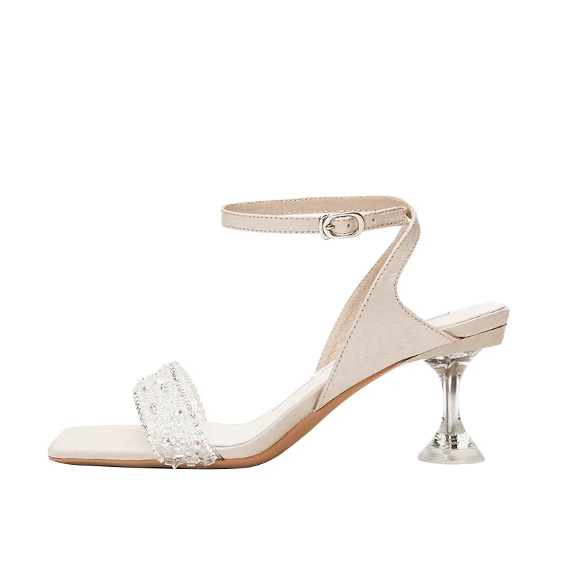 Brand New Fashion Casual Summer Women's Sandals High Quality Rhinestone Open Toe Square Thin Heel Ladies Shoes
Brand New Fashion Casual Summer Women's Sandals High Quality Rhinestone Open Toe Square Thin Heel Ladies Shoes
