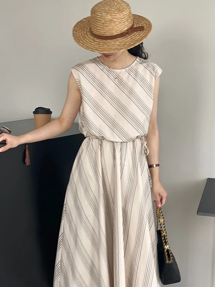 Summer Casual Stripe Womens Skirt Set Loose Round Neck Sleeveless Drawstring Vest High Waist Long Skirt Two Piece Set For Women
Summer Casual Stripe Womens Skirt Set Loose Round Neck Sleeveless Drawstring Vest High Waist Long Skirt Two Piece Set For Women