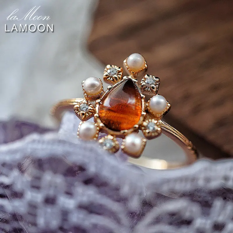 LAMOON Vintage Amber Ring For Women Elegant Bijou Pearl 925 Sterling Silver Gold Plated Fine Jewelry Wedding Engagement Ring
LAMOON Vintage Amber Ring For Women Elegant Bijou Pearl 925 Sterling Silver Gold Plated Fine Jewelry Wedding Engagement Ring