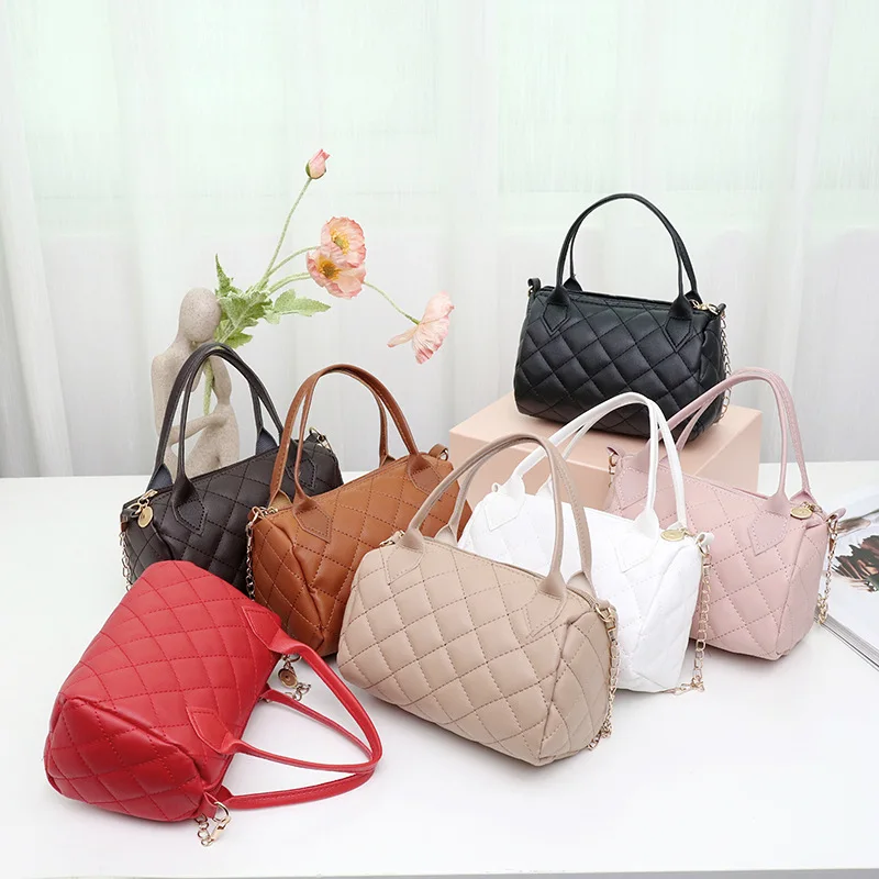 Crossbody Bags for Women Fashion Quilted Shoulder Purse with Convertible Chain Strap Classic Satchel Handbag
Crossbody Bags for Women Fashion Quilted Shoulder Purse with Convertible Chain Strap Classic Satchel Handbag